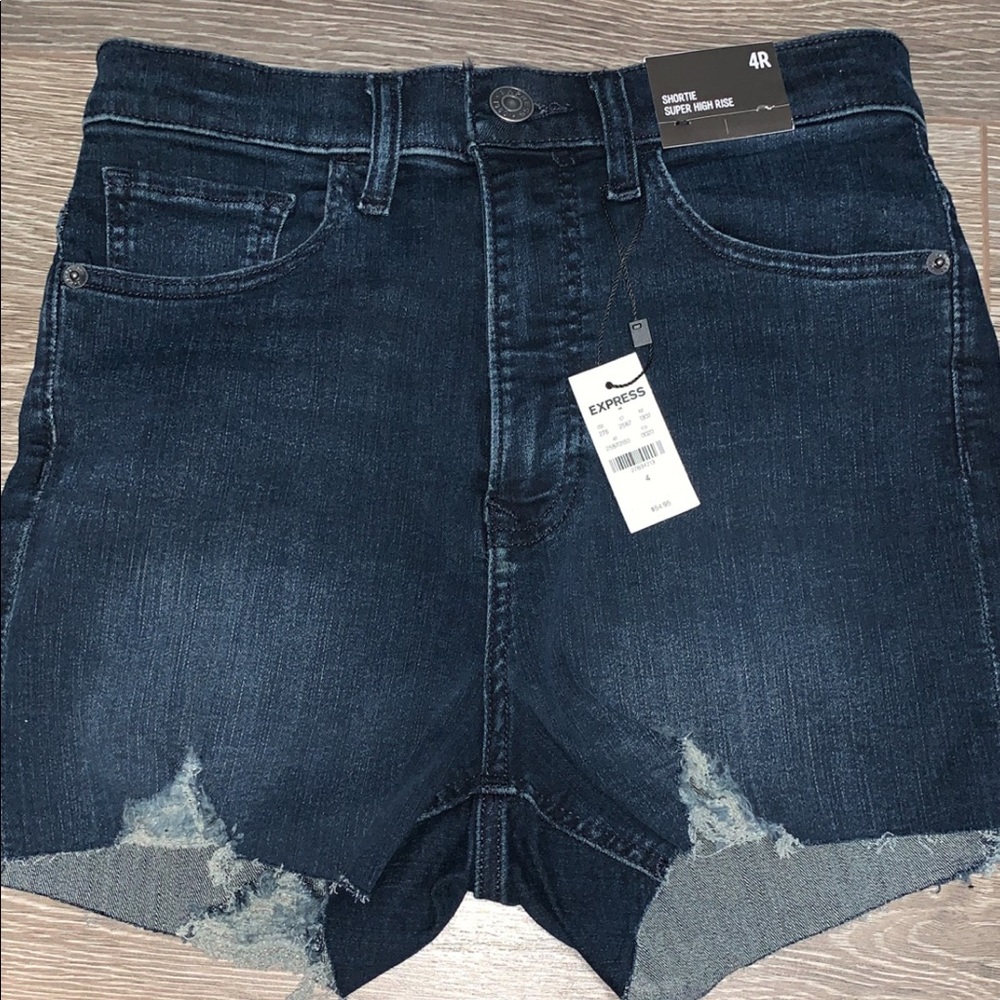 Express shorts NWT